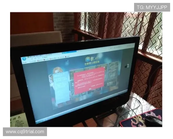 华人娱乐官网专业客服全天在线，保障玩家游戏账号安全与顺畅体验